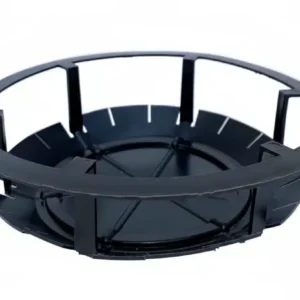 Пластиковая заглушка 150/50 от Plastics Technology — это ключевой компонент для технологически правильного монтажа сборно-монолитных перекрытий. Она выполняет функцию ограничителя проникновения бетонной смеси в пустоты плиты, обеспечивая создание бетонной шпонки. Эта шпонка является неотъемлемой частью монолитного ригеля (обвязочного пояса), необходимого для обеспечения совместной работы плит и устойчивости конструкции. Преимущества: Надежное создание шпонки: Гарантирует точную форму и глубину монолитного участка. Высокое качество материала: Изготовлена из высококачественного полимерного сырья, обеспечивающего прочность и эластичность для легкого монтажа. Экономия времени: Обеспечивает быструю подготовку торцов плиты, устраняя необходимость заделки пустот раствором.